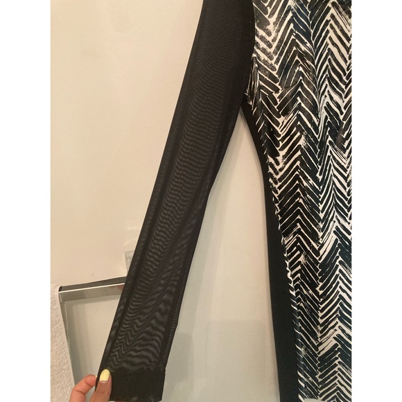 Mink Pink size small brand new dress - Picture 3 of 4